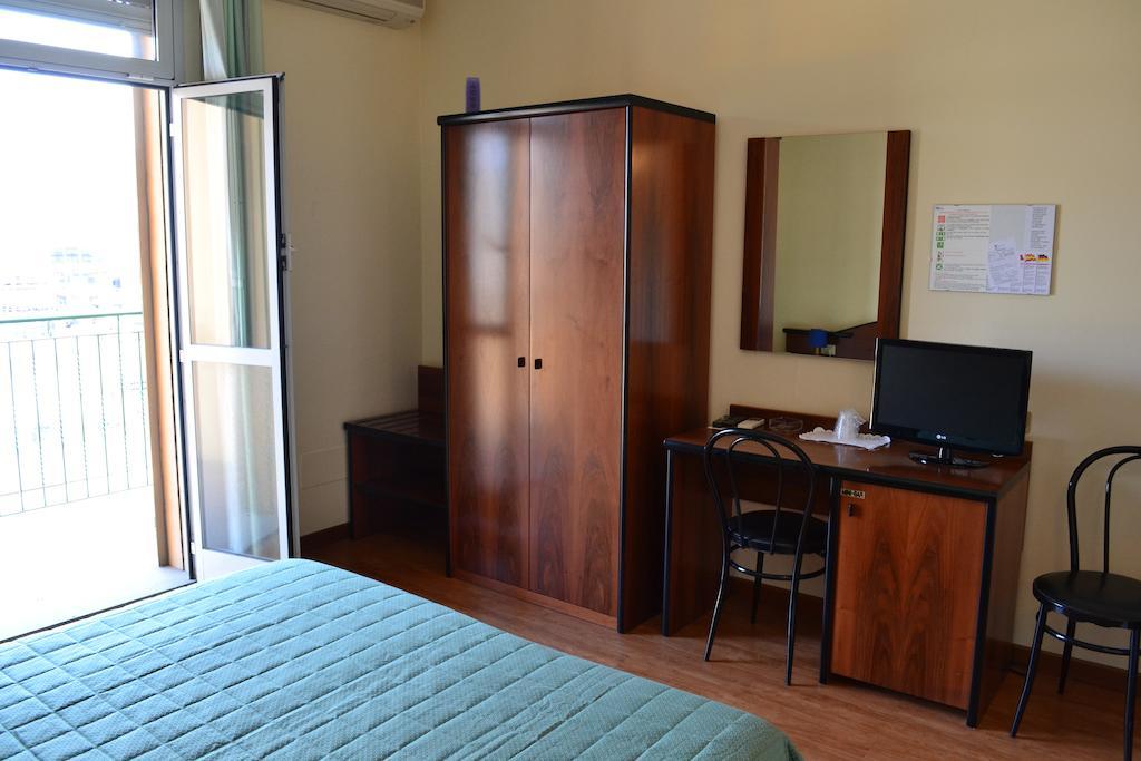 Albergo Elena Pianoro Cameră foto