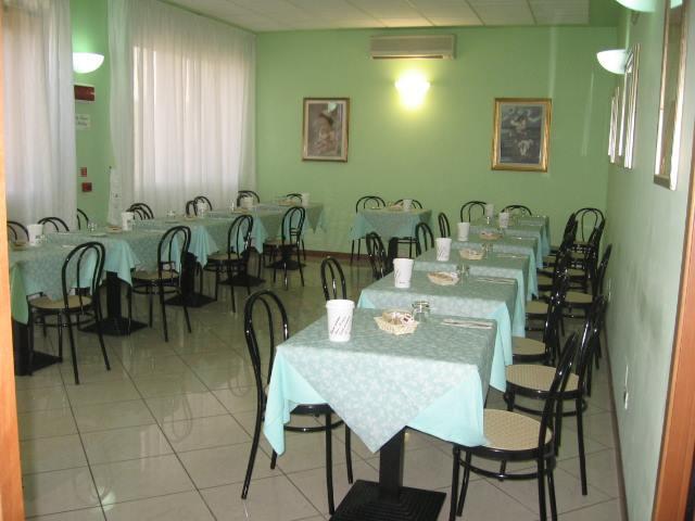 Albergo Elena Pianoro Exterior foto